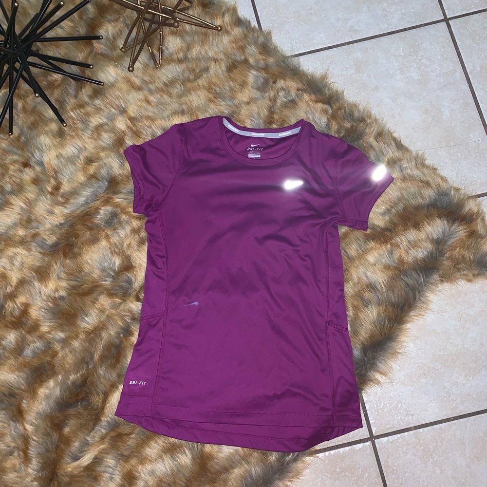 Nike Women's Miler Short Sleeve Running Top